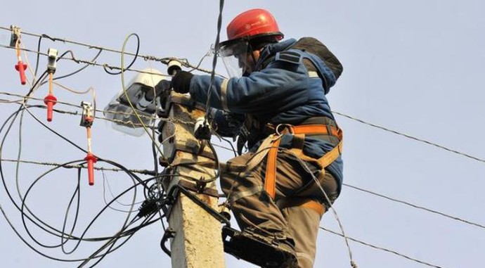 37,6 км сетей уличного освещения построят на дорогах Белгородской области в 2026 году 37,6 км сетей уличного освещения построят на дорогах Белгородской области в 2026 году