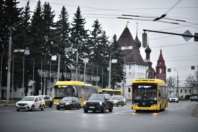 В Ярославской области скорректируют работу транспорта в период майских праздников
