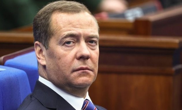 Медведев назвал Мерца «нацистом» за предложение ударить по Крымскому мосту - «Регионы»
