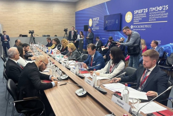 На ПМЭФ-2025 подписан договор о создании Центра открытого образования в Республике Никарагуа
