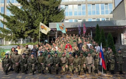 Более 100 курских школьников стали участниками патриотической смены «Будем достойны»