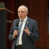 «Вологжане – главный двигатель развития»: Спикер Заксобрания Роман Заварин обсудил с жителями микрорайона Бывалово итоги реализации Народной программы