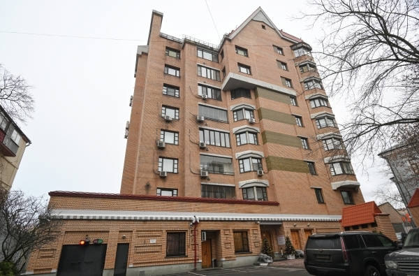 Лариса Долина готова освободить квартиру в Хамовниках до конца январских праздников