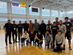 Семь спортсменов завоевали путёвки на всероссийские соревнования по ММА