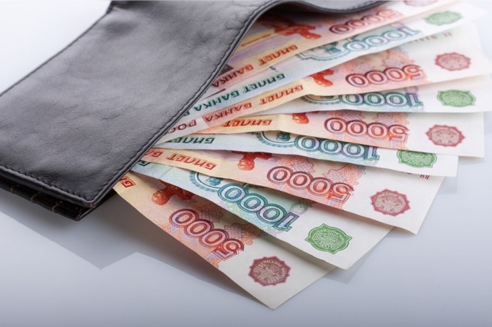 В России реальные зарплаты в апреле стали больше