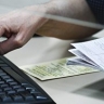 Работник оспорил наказание за неготовность к онлайн-совещанию из-за командировки