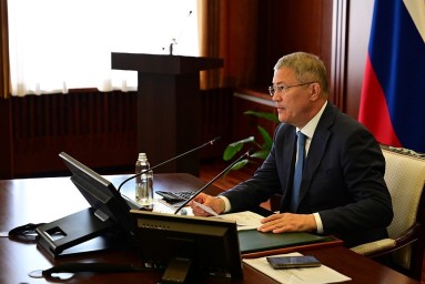 Радий Хабиров провёл заседание оперативного штаба региона