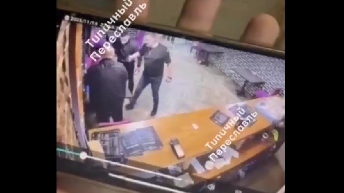 Избили и угнали «Лексус»: в Переславле задержали подозреваемых в разбойном нападении Избили и угнали «Лексус»: в Переславле задержали подозреваемых в разбойном нападении