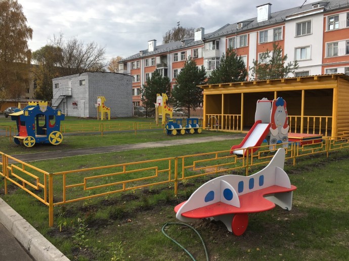 Образовательный комплекс в Ярославле выплатит компенсацию девочке, получившей перелом позвоночника