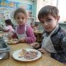 В январе всех детсадовцев кормили мясом «сомнительной свежести»