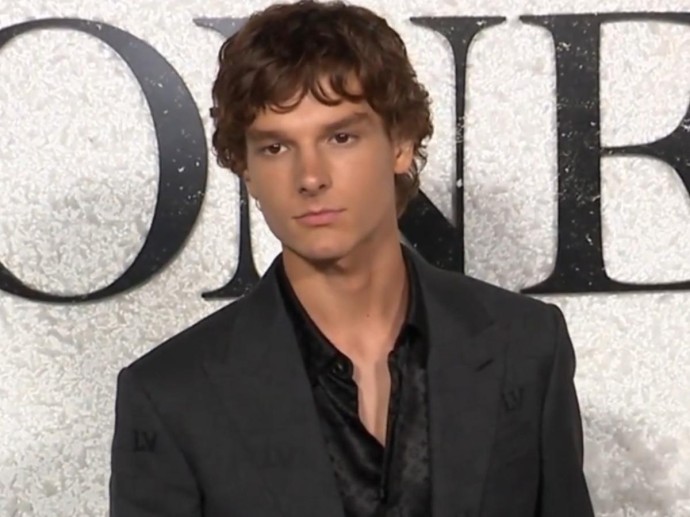 Мэйсон Темз: новый рекорд в Голливуде – юный актёр превзошёл Джима Керри Мэйсон Темз: новый рекорд в Голливуде – юный актёр превзошёл Джима Керри