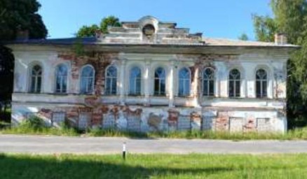 В Ярославской области выставлено на продажу бывшее здание вуза