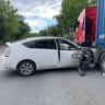 Жесткое ДТП на объездной во Владивостоке: «Приус» влетел в припаркованную фуру