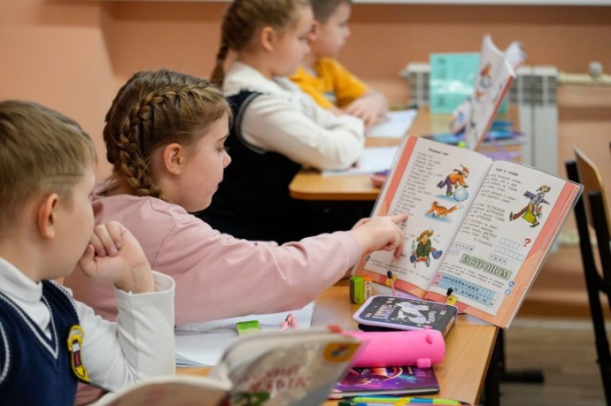 Михаил Евраев рассказал о поддержке семей с детьми в Ярославской области