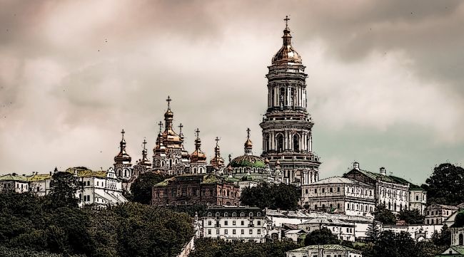 Украину интегрируют в католическую Европу — почему священникам не дадут бронь