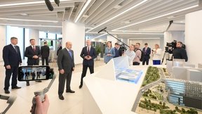 Михаил Мишустин посетил кластер «Ломоносов» Инновационного научно-технологического центра МГУ «Воробьёвы горы»