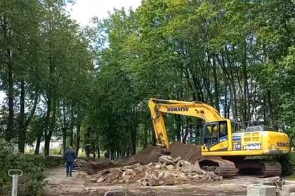 В Эстонии раскопали братское захоронение советских солдат