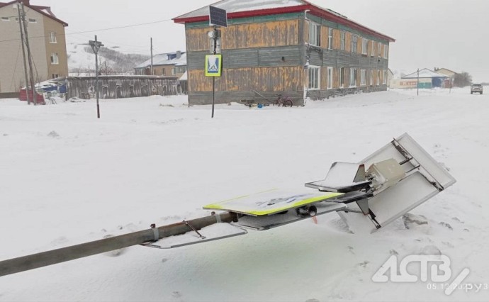 Опубликованы новые кадры Северо-Курильска, пережившего ураганный ветер