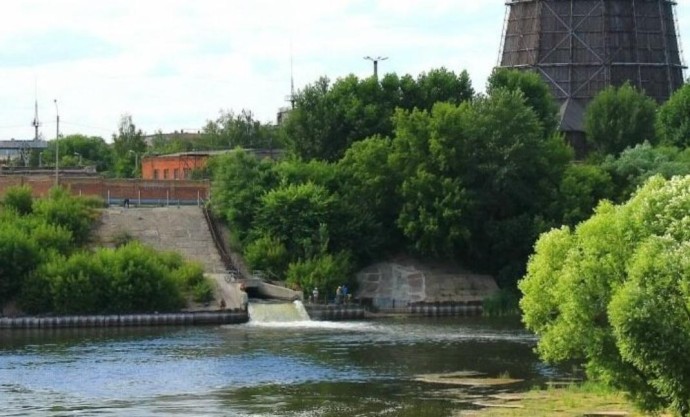 В Пензе от падения в воду спасли мужчину
