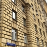 На Мироновской улице капитально отремонтируют жилой дом в стиле советской неоклассики
