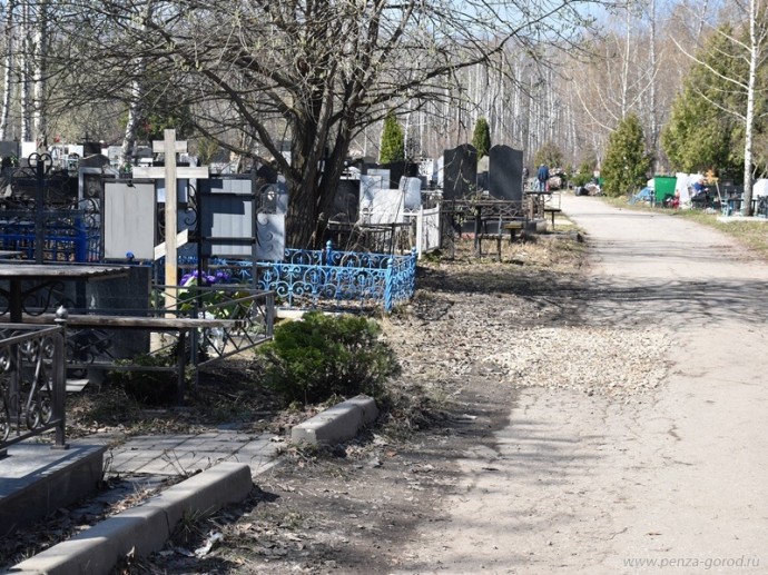 В Пензе снимут ограничения по въезду на два городских кладбища
