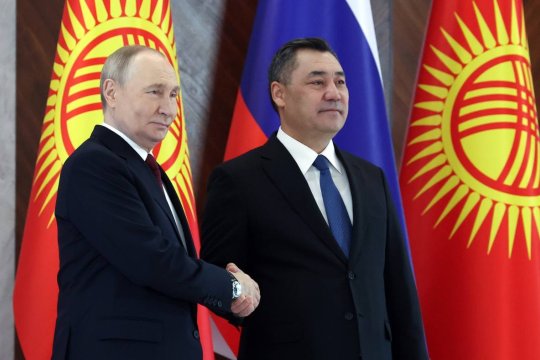 Путин и Жапаров подчеркнули значимость празднования 80-й годовщины Победы в СНГ