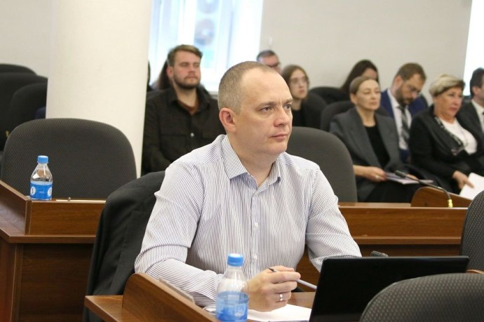 Сергей Белов: «Работа депутата на округе - в постоянном взаимодействии с жителями» Сергей Белов: «Работа депутата на округе - в постоянном взаимодействии с жителями»