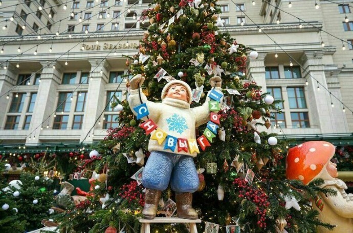 Как распределить зарплату, чтобы хватило на новогодние праздники