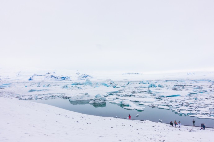 Началось таяние вечной мерзлоты: под угрозой 400-летние захоронения китобоев Началось таяние вечной мерзлоты: под угрозой 400-летние захоронения китобоев