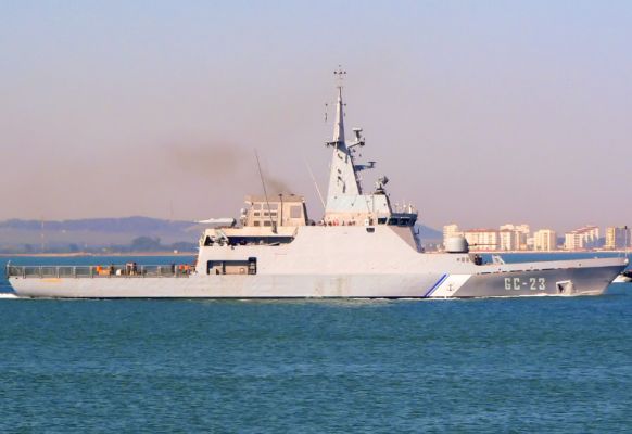 Венесуэльская нефть получила военный эскорт: Мадуро ответил Трампу