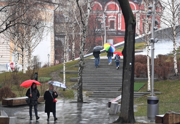 Метеоролог предупредила о сильных дождях в конце апреля в Москве