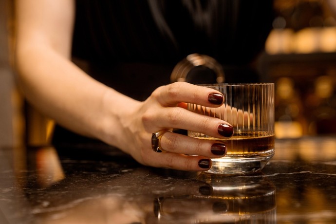 В Пензе 40-летняя женщина устроила пьяный дебош из-за разногласий с коллегами В Пензе 40-летняя женщина устроила пьяный дебош из-за разногласий с коллегами