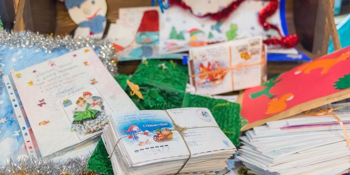 Ящики для писем Деду Морозу установили на ВДНХ