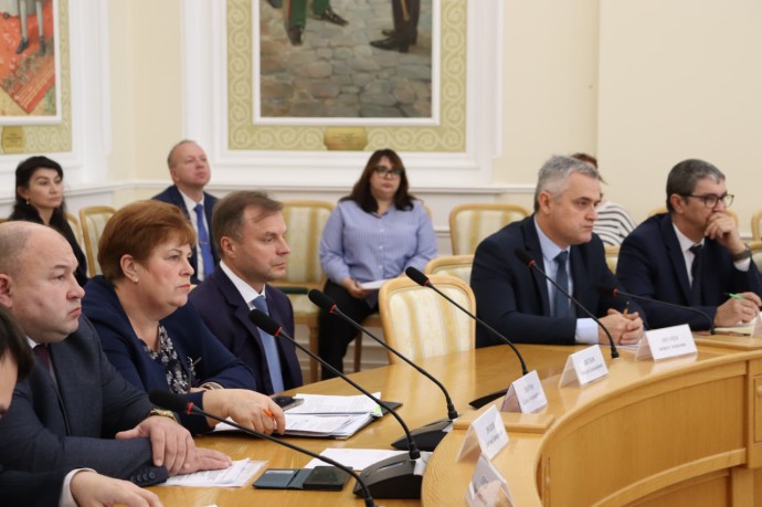 Костромских чиновников заставили работать круглосуточно, чтобы обелить репутацию