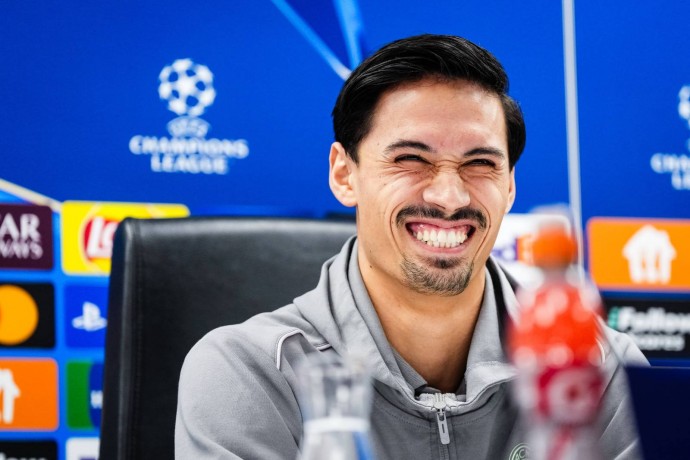 «Милан» продлил контракт с полузащитником Рейндерсом