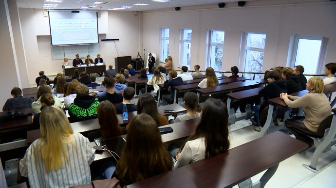 Вузы Петербурга побили рекорды по числу поданных заявлений на обучение в этом году