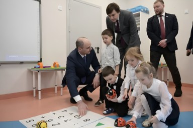 Сергей Кравцов и Денис Паслер открыли детский сад в Екатеринбурге