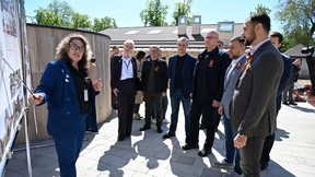 Дмитрий Чернышенко посетил с рабочей поездкой город Мариуполь Донецкой Народной Республики Дмитрий Чернышенко посетил с рабочей поездкой город Мариуполь Донецкой Народной Республики