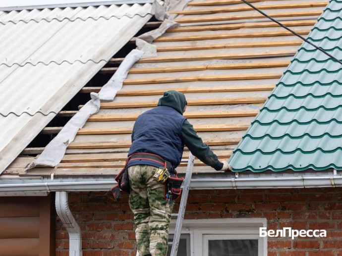 Вячеслав Гладков призвал ускорить темпы восстановления домов в Шебекино и Борисовке Вячеслав Гладков призвал ускорить темпы восстановления домов в Шебекино и Борисовке