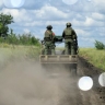 Саперы "Днепра" проводят разминирование в Запорожской области
