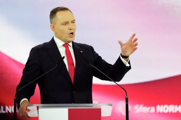 В последний раз: президент Польши взял под прицел закон о помощи украинским беженцам В последний раз: президент Польши взял под прицел закон о помощи украинским беженцам