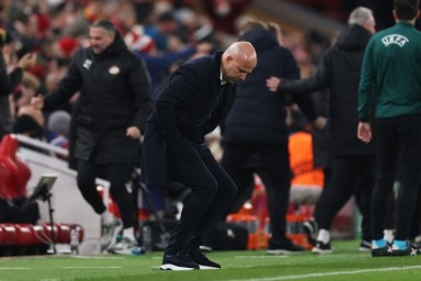 "Ливерпуль" уволит Слота, если команда не сможет выиграть два следующих матча