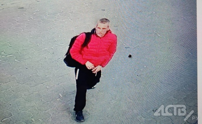 На вокзале Южно-Сахалинска украли сумку — полиция разыскивает подозреваемого