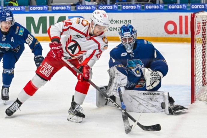 "Автомобилист" одержал четвёртую победу подряд, обыграв в Астане "Барыс"