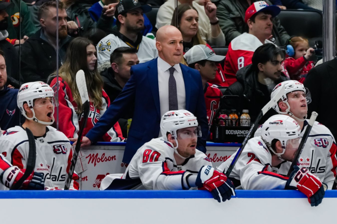 Главный тренер "Вашингтон Кэпиталз" высказался о крупном поражении от "Виннипега" Главный тренер "Вашингтон Кэпиталз" высказался о крупном поражении от "Виннипега"