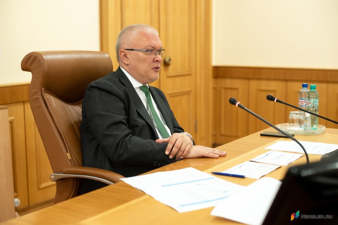 Соколов отругал Сандалова, минЖКХ и минфин за задержку перевода денег в Веселое