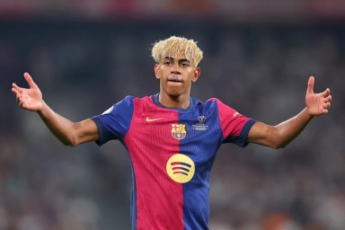 Флик заявил, что "Барселона" поступила правильно, не отпустив Ямаля в сборную Испании