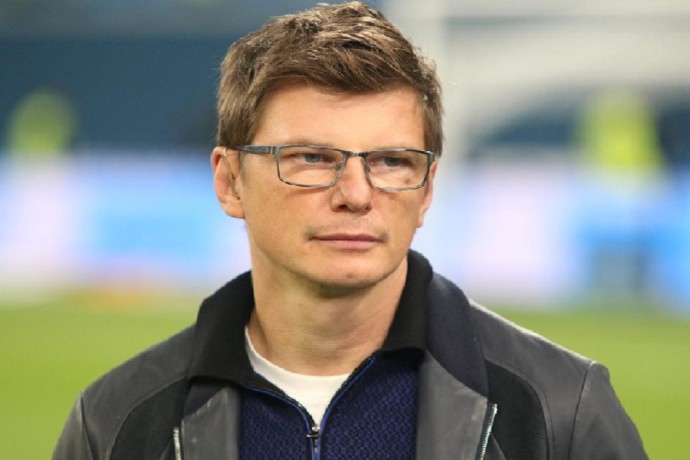 Аршавин выложил фото с сыном в форме "Спартака" Аршавин выложил фото с сыном в форме "Спартака"