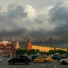 Москвичей предупредили о грозе и сильном ветре на выходных