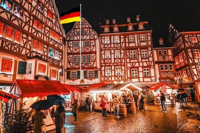 Германия — Рождественский рынок на мушке — спецназ успел Германия — Рождественский рынок на мушке — спецназ успел